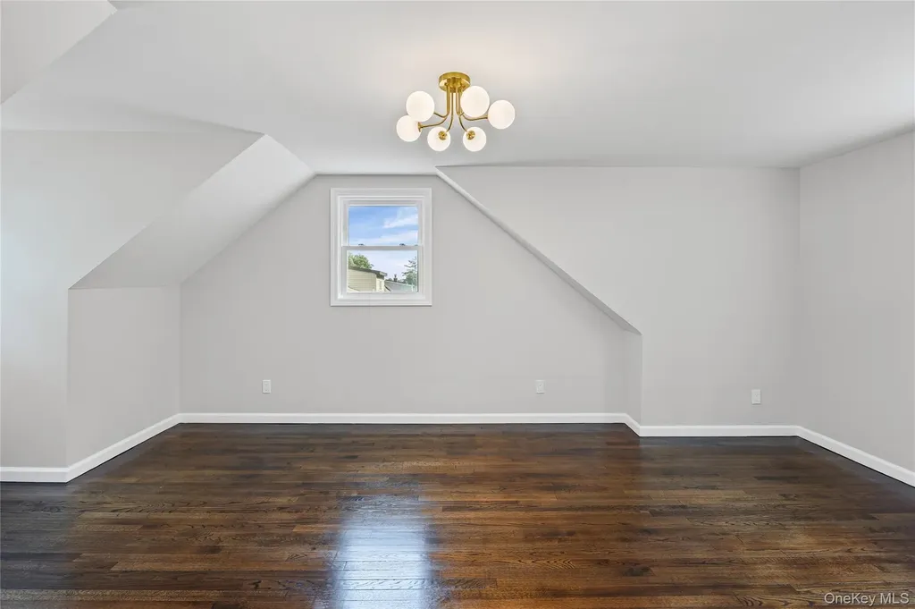 24 Laura Drive Centereach NY 11720