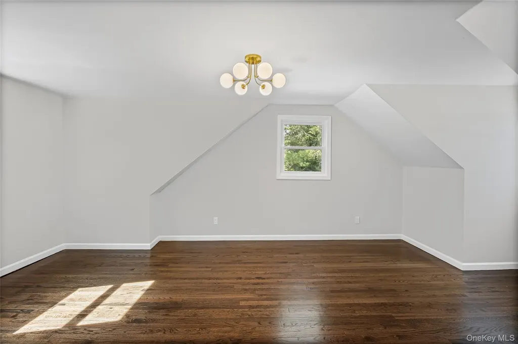 24 Laura Drive Centereach NY 11720
