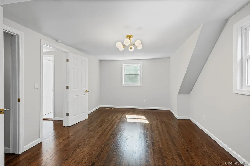 24 Laura Drive Centereach NY 11720