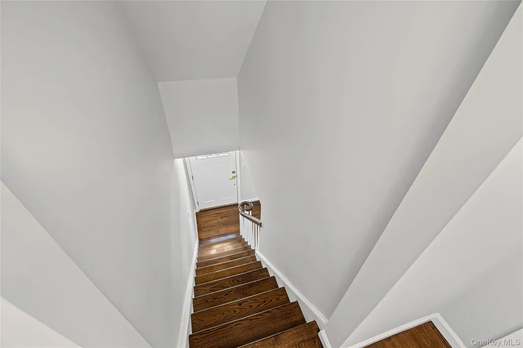 24 Laura Drive Centereach NY 11720