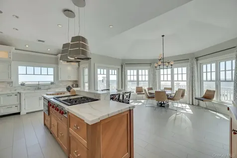 19 Dune Road East Quogue NY 11942