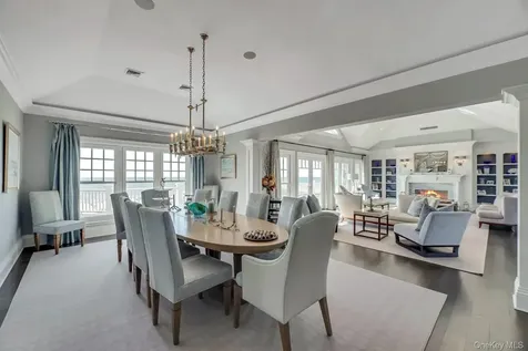 19 Dune Road East Quogue NY 11942