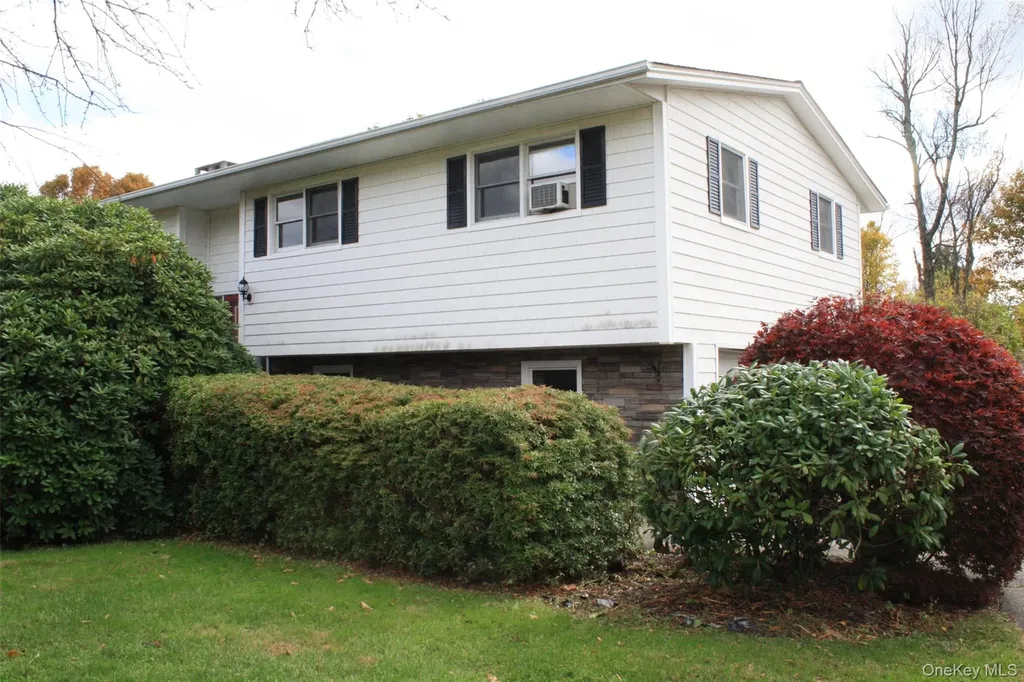 395 Mooney Hill Road Patterson NY 12563