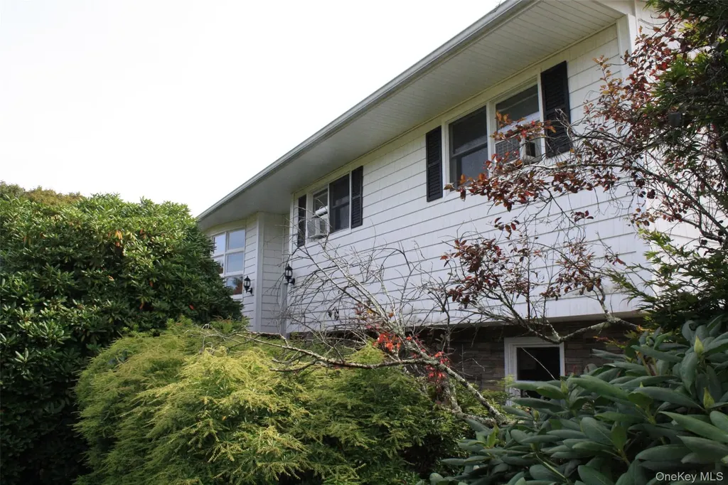 395 Mooney Hill Road Patterson NY 12563