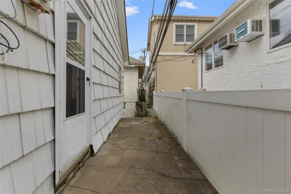 44 Nevada Avenue Long Beach NY 11561