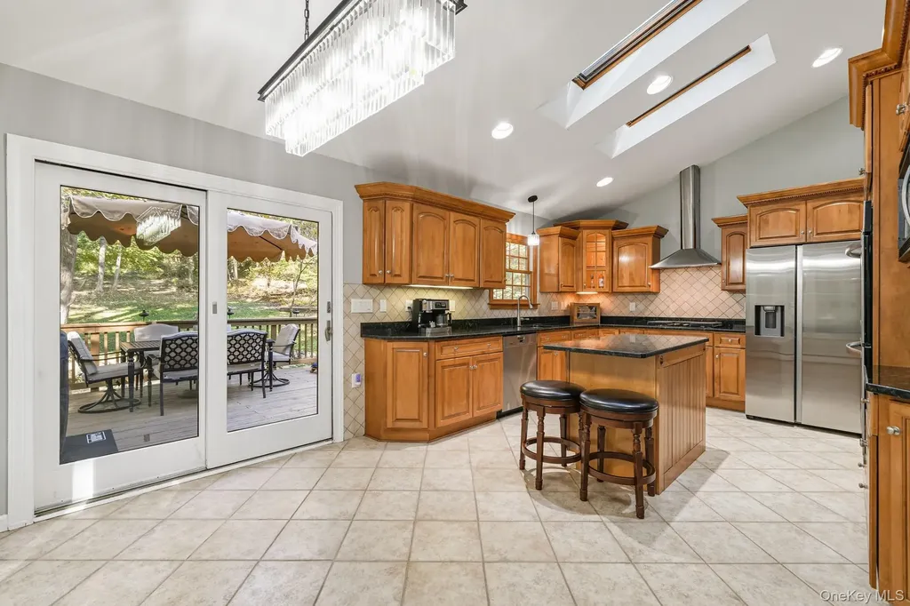 1179 E Mombasha Road Monroe NY 10950