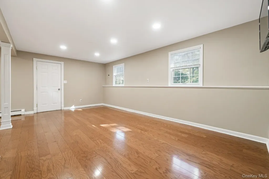1179 E Mombasha Road Monroe NY 10950