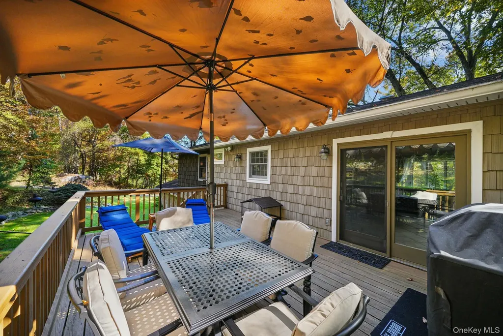 1179 E Mombasha Road Monroe NY 10950