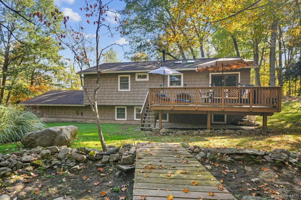 1179 E Mombasha Road Monroe NY 10950