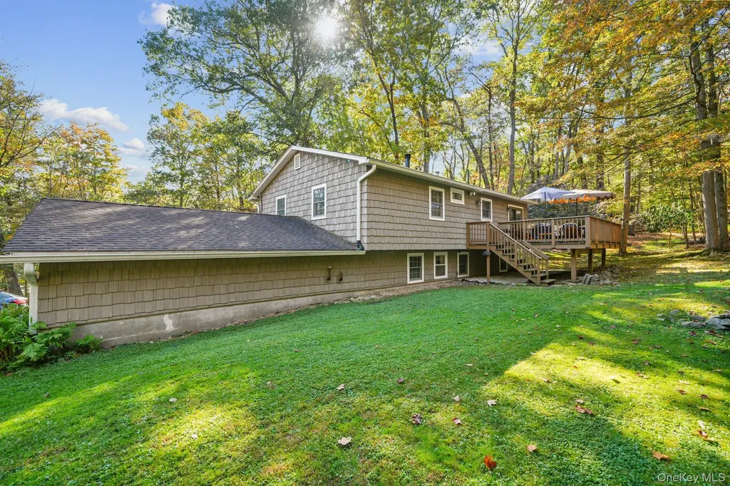 1179 E Mombasha Road Monroe NY 10950