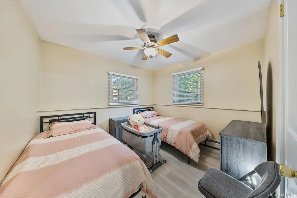 15 Fairway Oval Spring Valley NY 10977