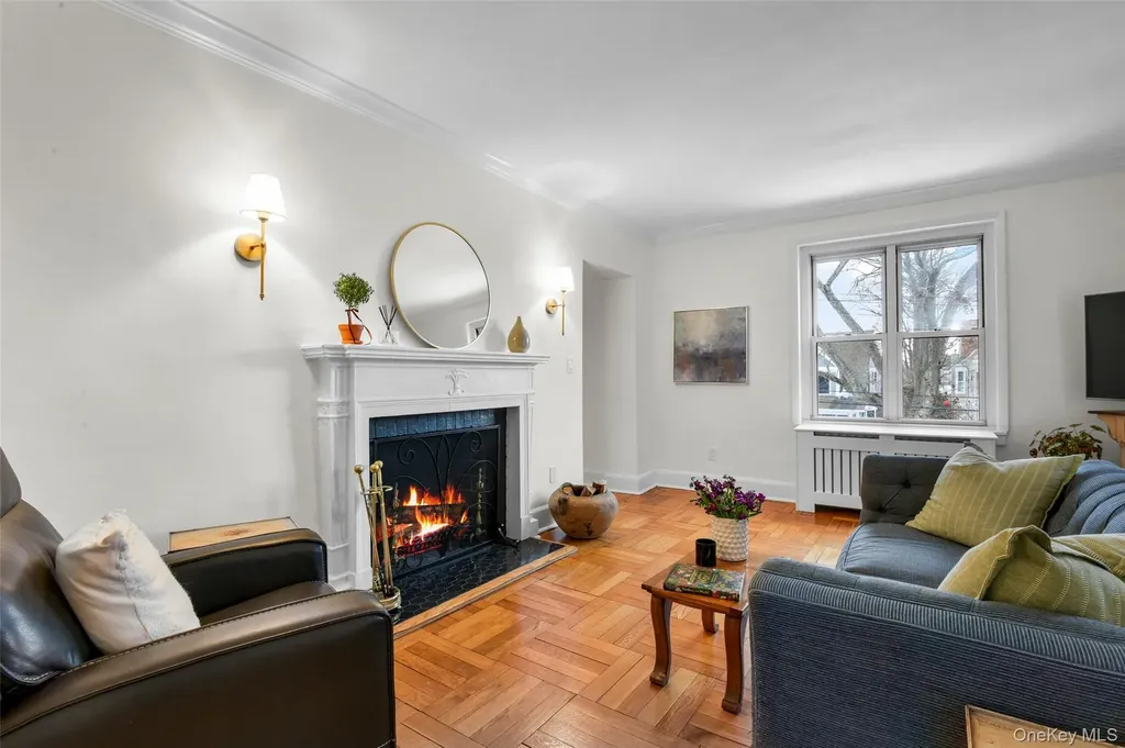 910 Stuart Avenue Mamaroneck NY 10543