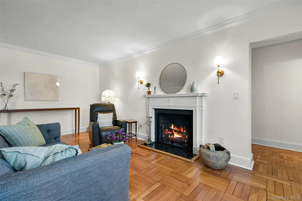 910 Stuart Avenue Mamaroneck NY 10543
