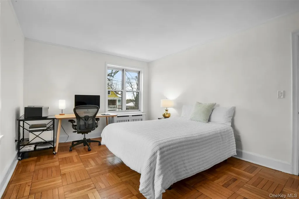 910 Stuart Avenue Mamaroneck NY 10543