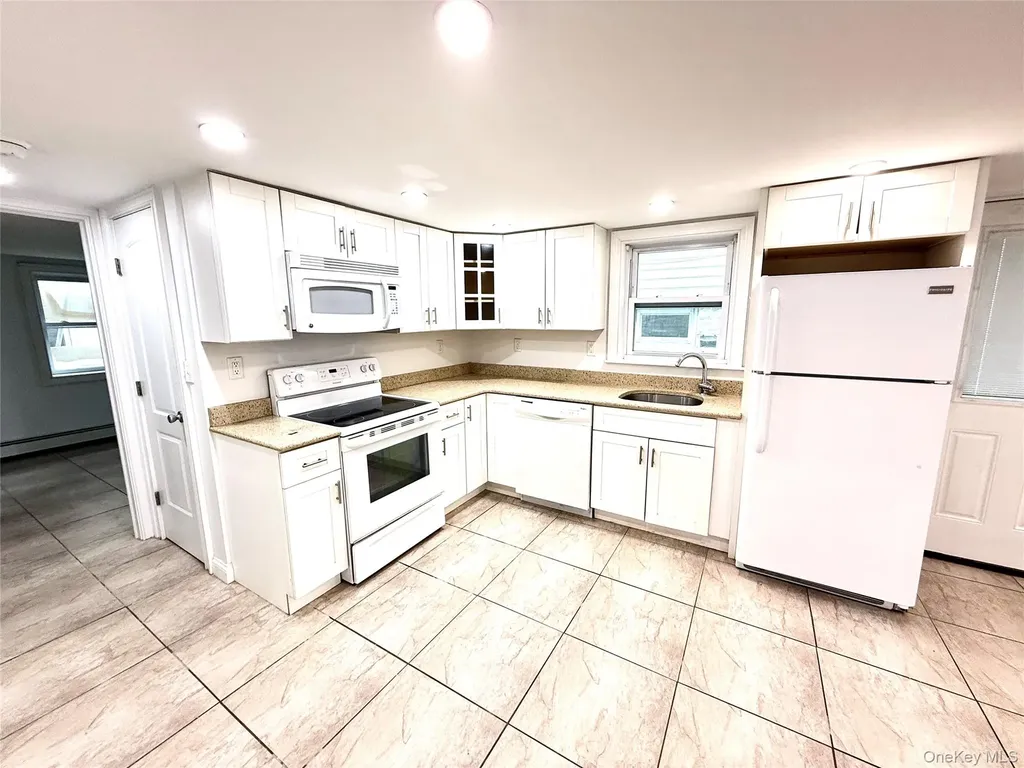 48 Illinois Avenue Long Beach NY 11561