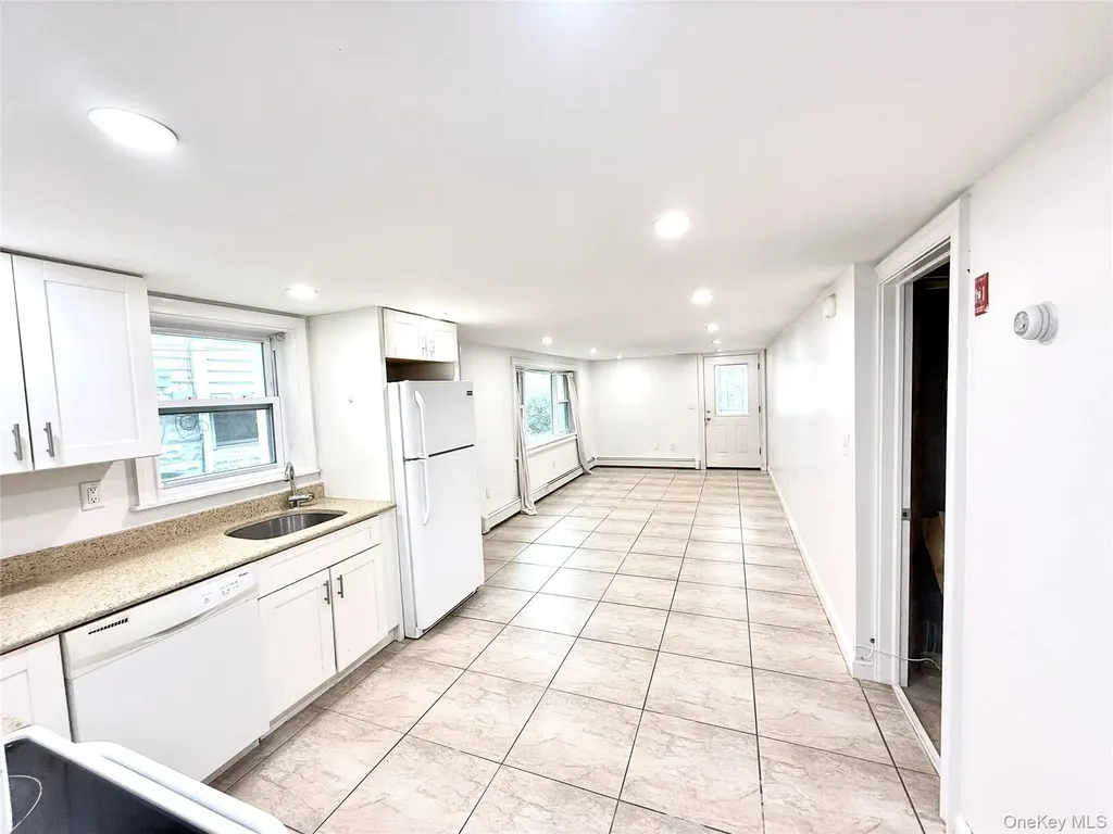 48 Illinois Avenue Long Beach NY 11561