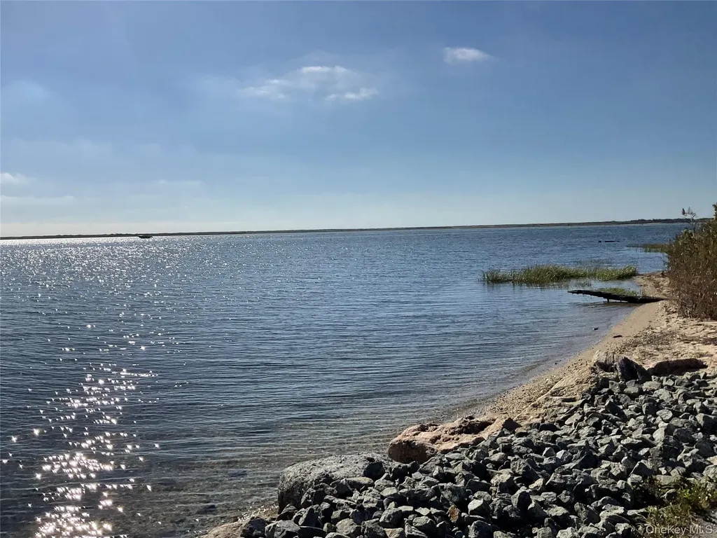 84 Beaver Drive Mastic Beach NY 11951