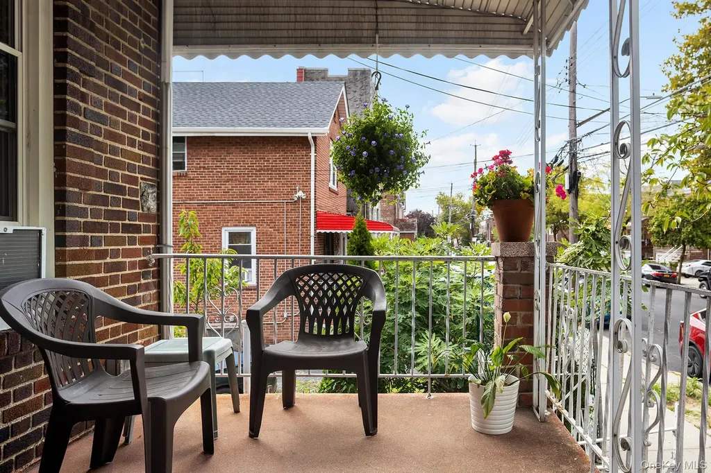 2536 Lurting Avenue Bronx NY 10469