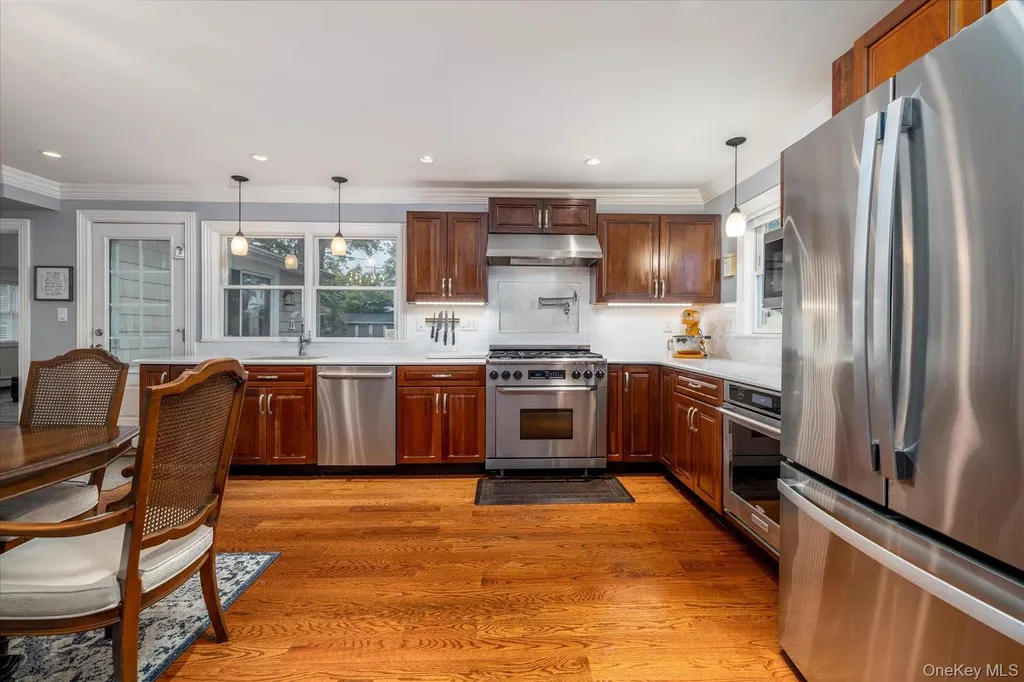 474 Windsor Place Oceanside NY 11572