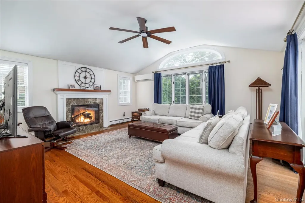 474 Windsor Place Oceanside NY 11572