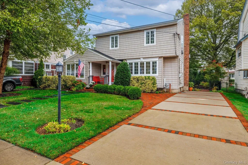 474 Windsor Place Oceanside NY 11572