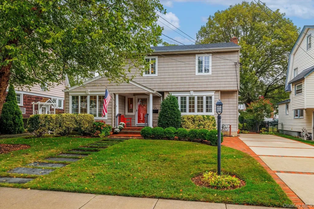 474 Windsor Place Oceanside NY 11572