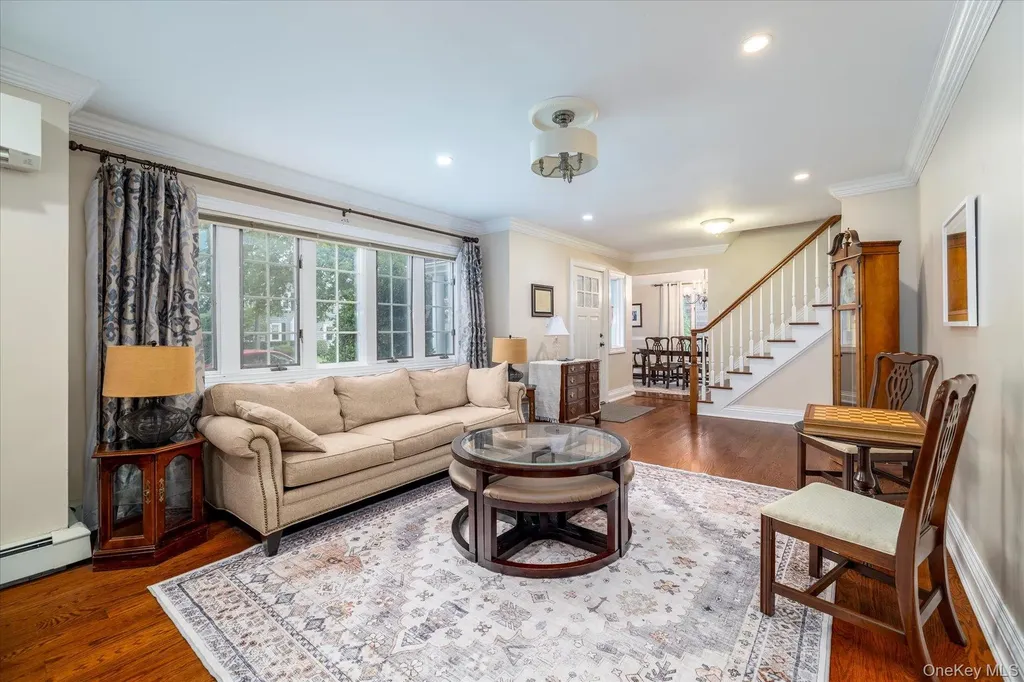 474 Windsor Place Oceanside NY 11572