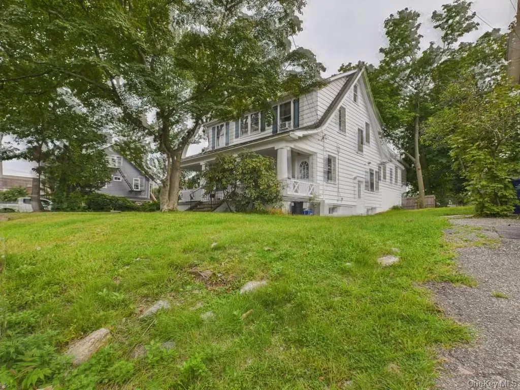 512 5th Street Mamaroneck NY 10543