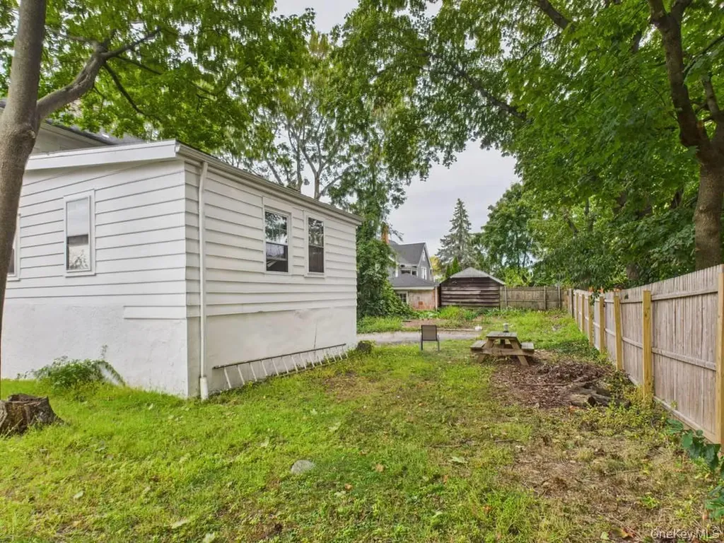 512 5th Street Mamaroneck NY 10543