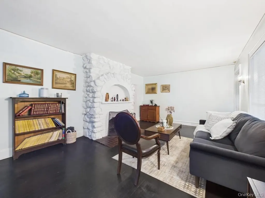 512 5th Street Mamaroneck NY 10543