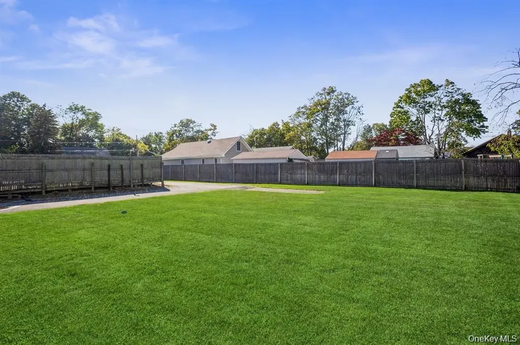 29 Robert Street Patchogue NY 11772