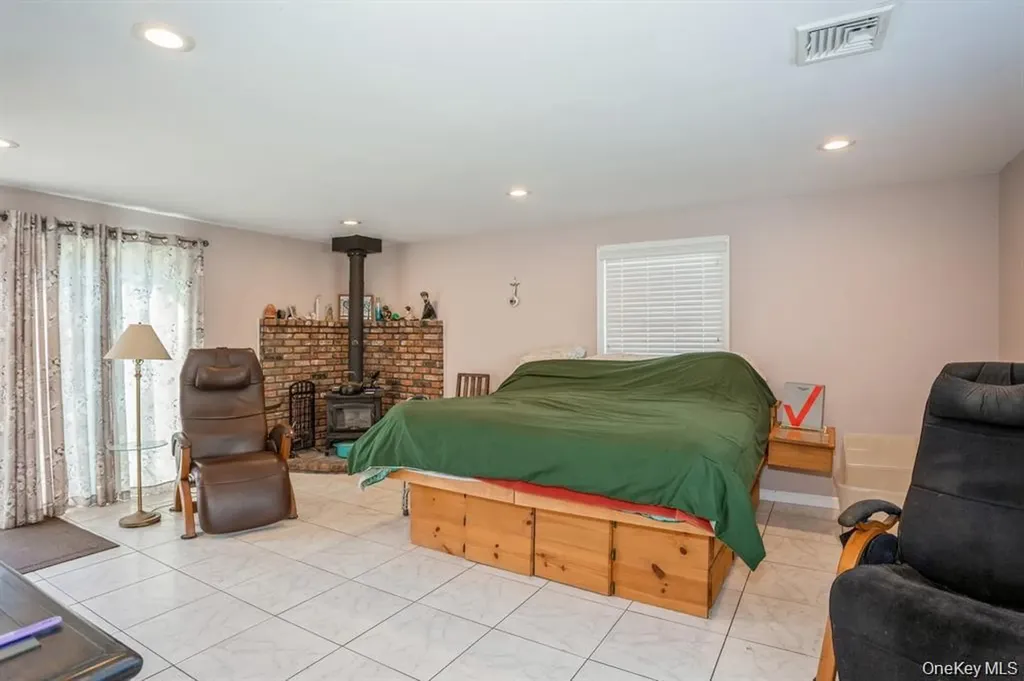 29 Robert Street Patchogue NY 11772