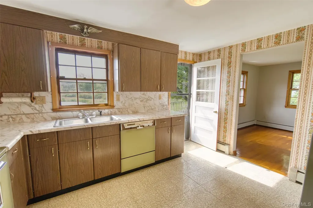 315 Pine Bush Road Stone Ridge NY 12484