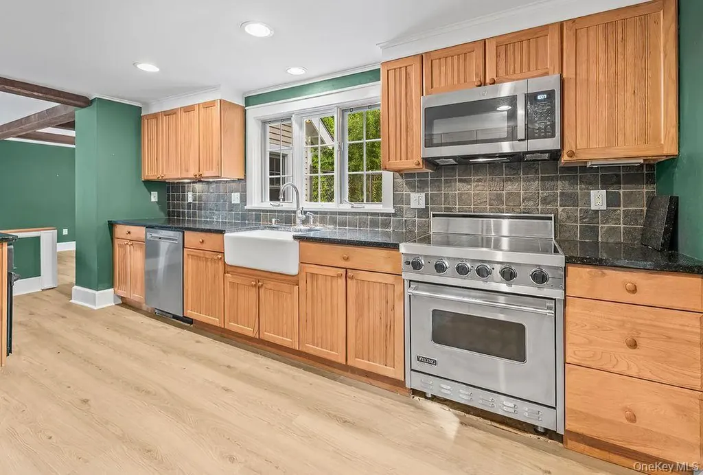 127 Route 100 Katonah NY 10536