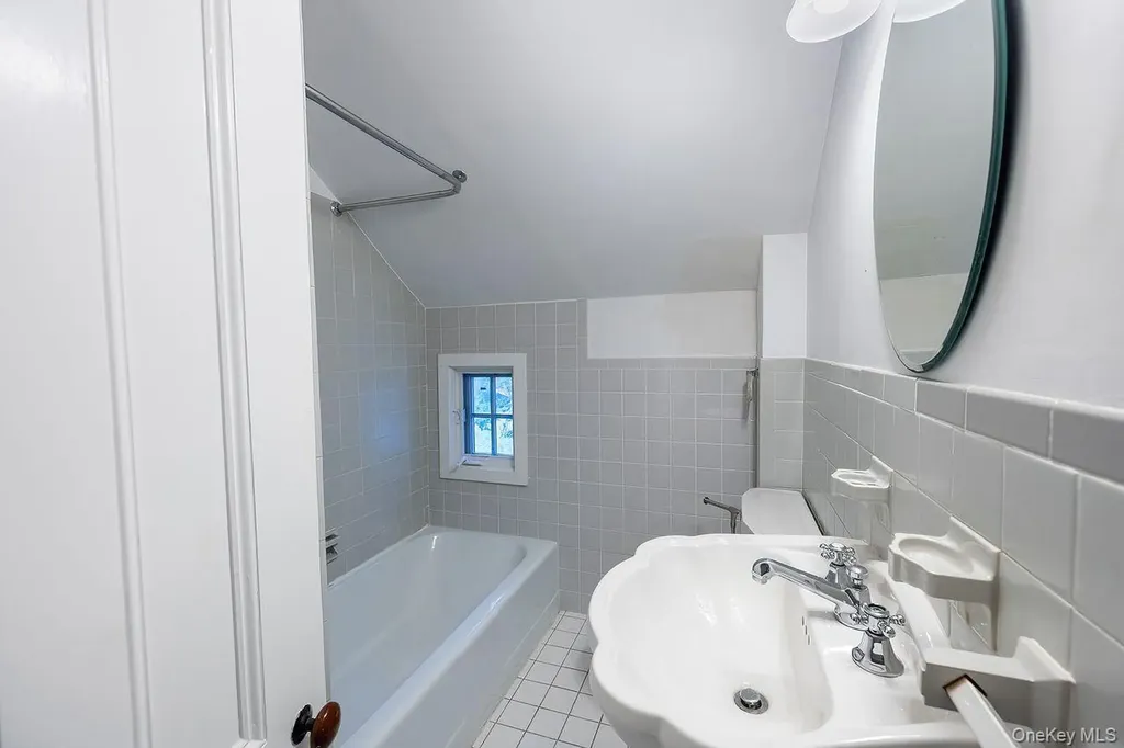 127 Route 100 Katonah NY 10536