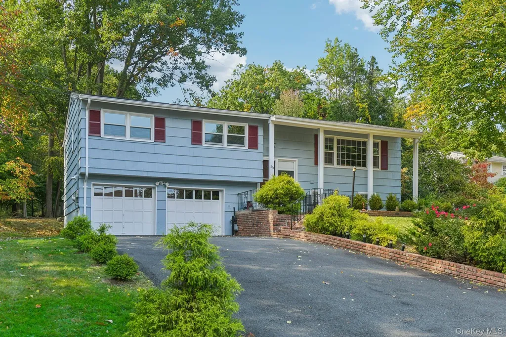 203 Hilltop Drive Nyack NY 10960