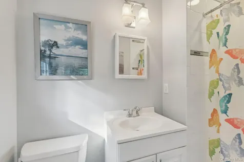 203 Hilltop Drive Nyack NY 10960