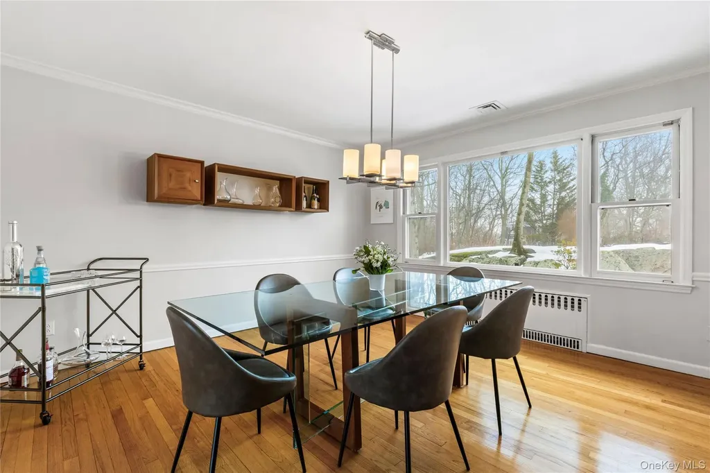17 Leatherstocking Lane Mamaroneck NY 10543