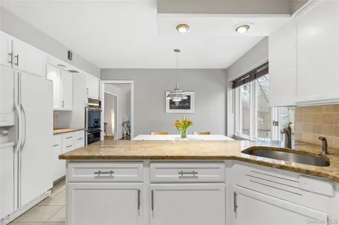 17 Leatherstocking Lane Mamaroneck NY 10543