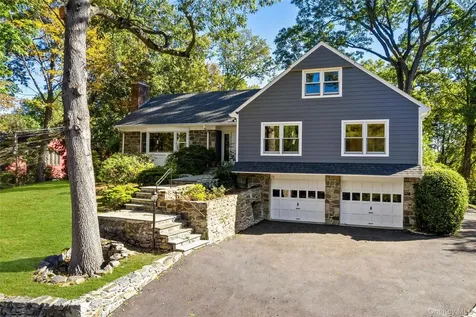 17 Leatherstocking Lane Mamaroneck NY 10543
