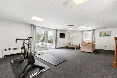 17 Leatherstocking Lane Mamaroneck NY 10543