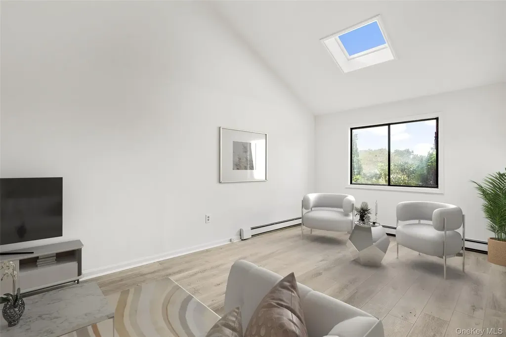 25 Laurel Court Fishkill NY 12524