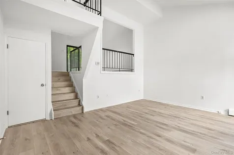 25 Laurel Court Fishkill NY 12524