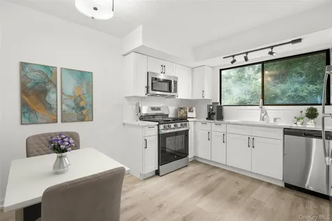 25 Laurel Court Fishkill NY 12524