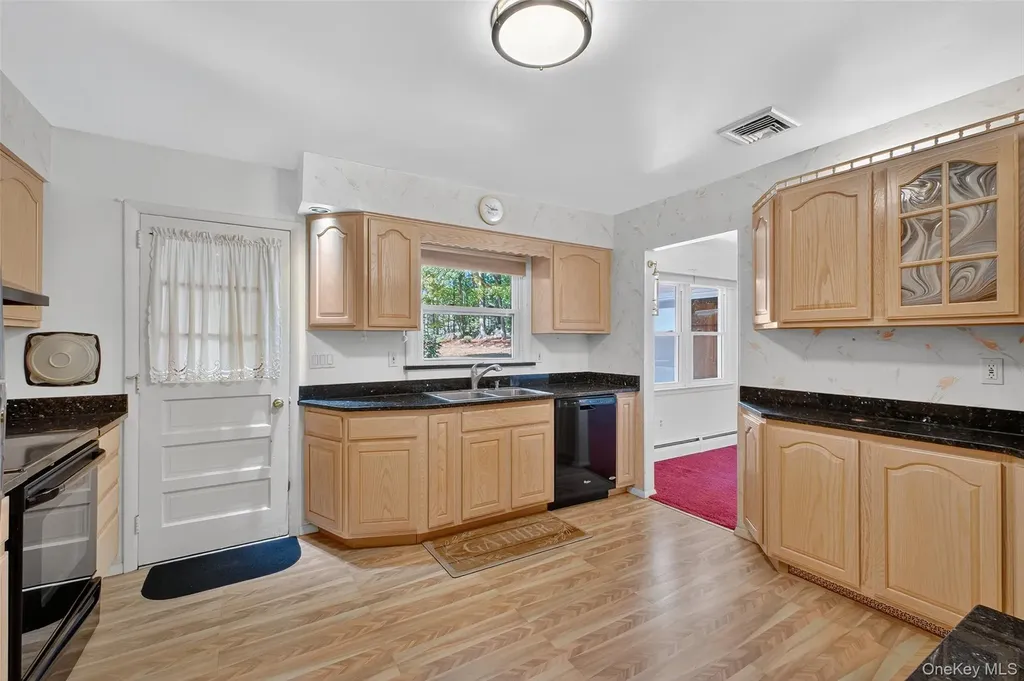 97 Friendly Road Mahopac NY 10541