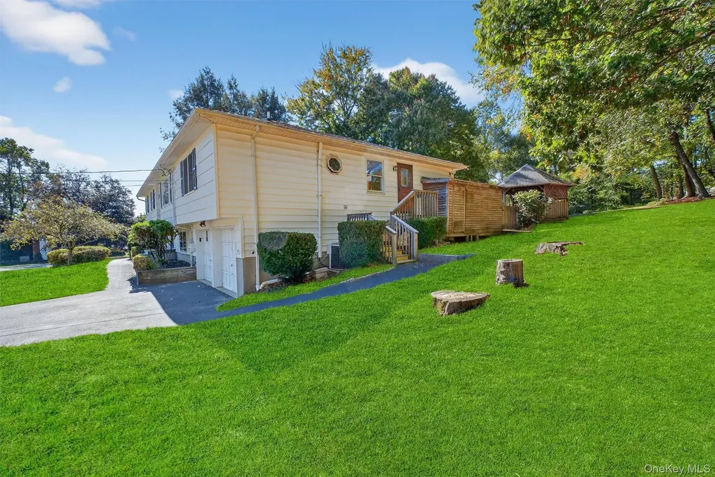 97 Friendly Road Mahopac NY 10541