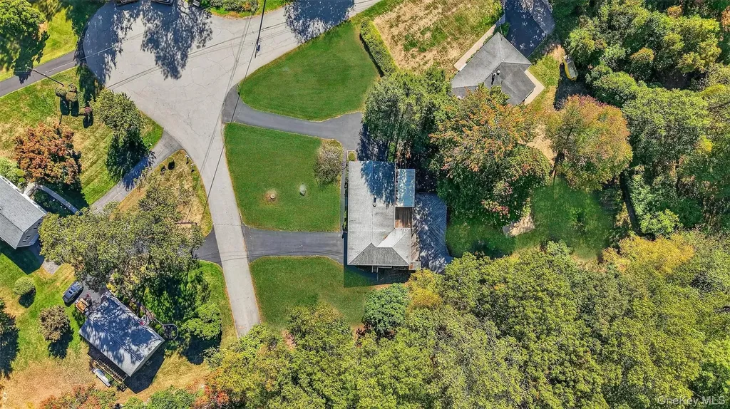 97 Friendly Road Mahopac NY 10541