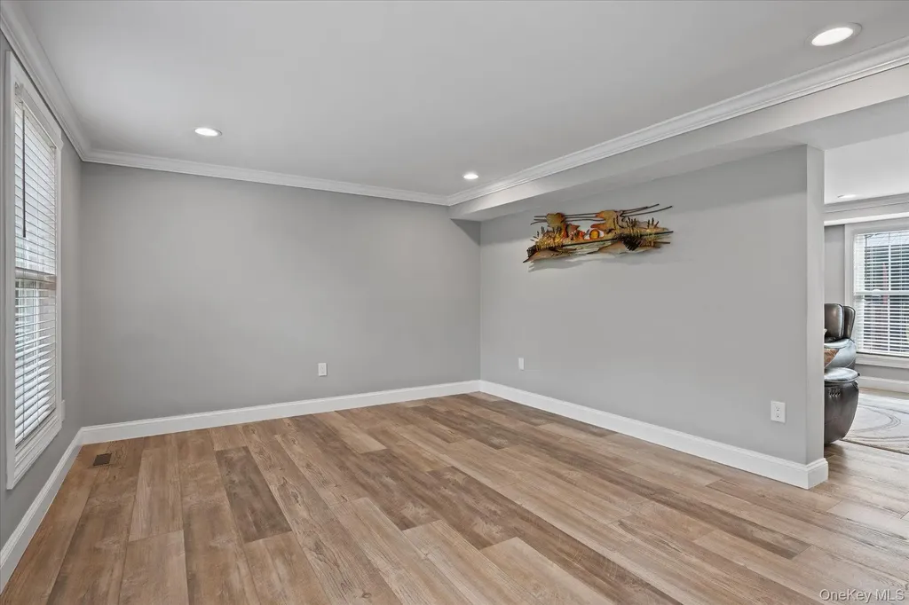 4 Foreston Circle Manorville NY 11949