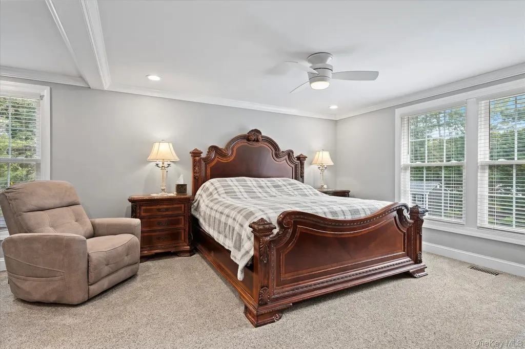 4 Foreston Circle Manorville NY 11949
