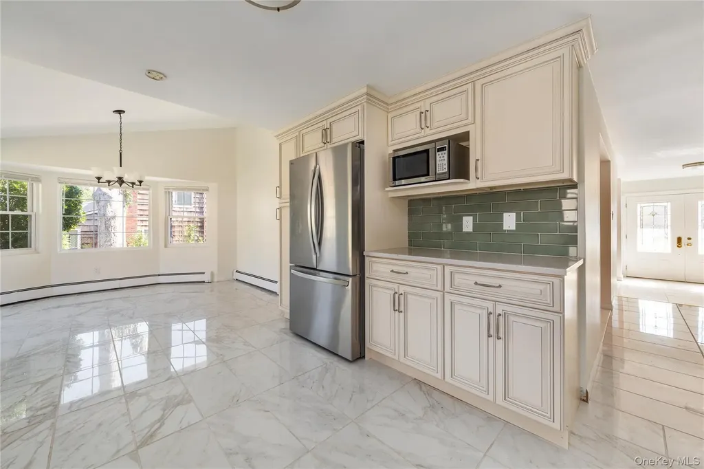 44 Apple Tree Drive Hauppauge NY 11788